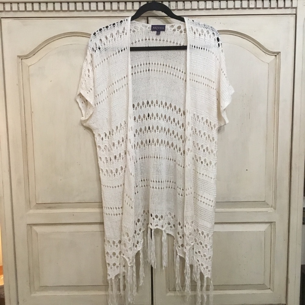 Artesia Women’s Crocheted Cream Cardigan Size XS EUC